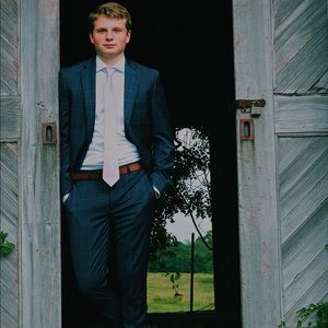 Meet your Posher, Evan